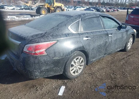 2015 Nissan Altima 2.5/2.5 S/2.5 Sl/2.5 Sv z USA, uszkodzony, nr VIN 1N4AL3AP9FC430275